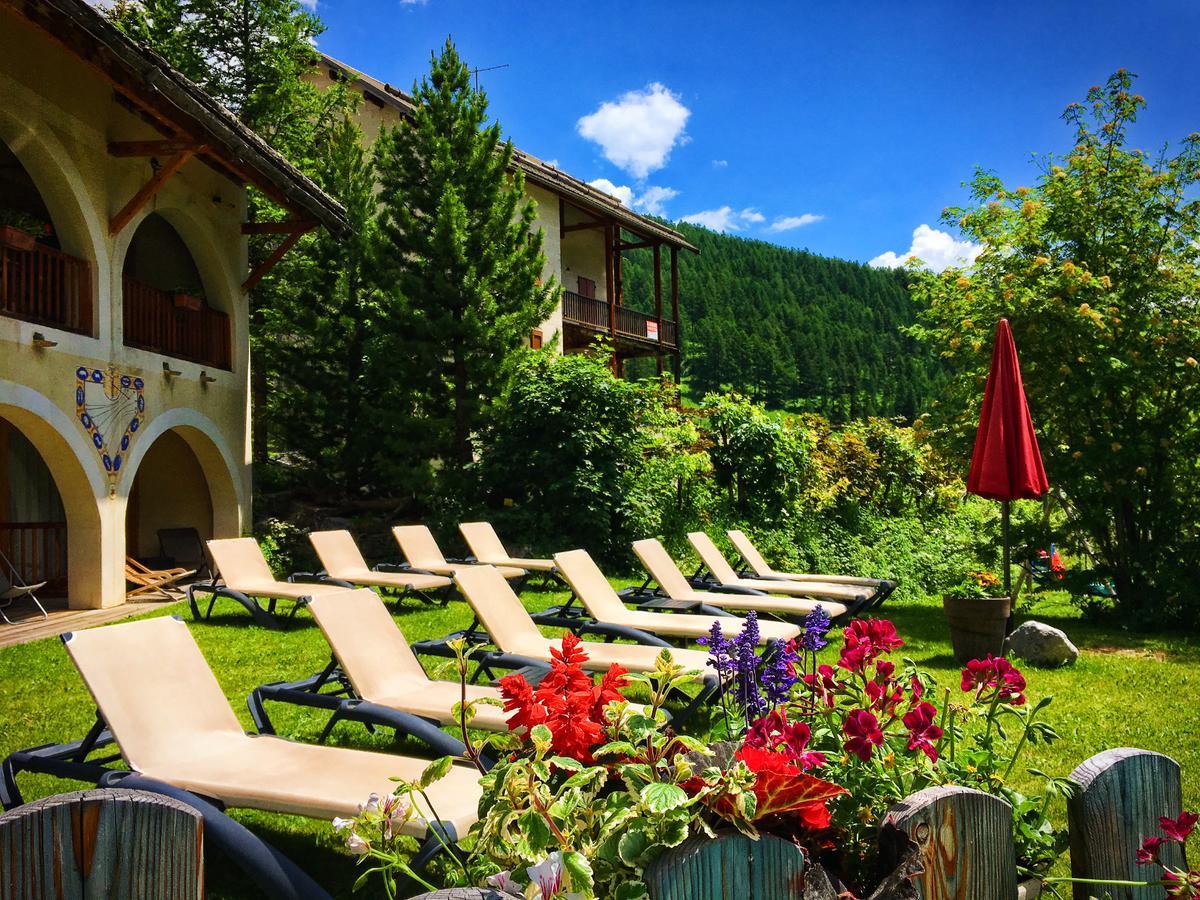 Hotel & Spa La Ferme De L'Izoard Arvieux Exteriör bild