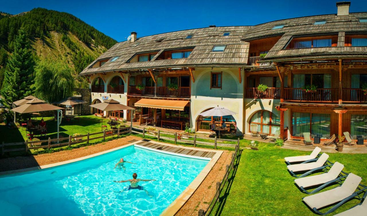 Hotel & Spa La Ferme De L'Izoard Arvieux Exteriör bild